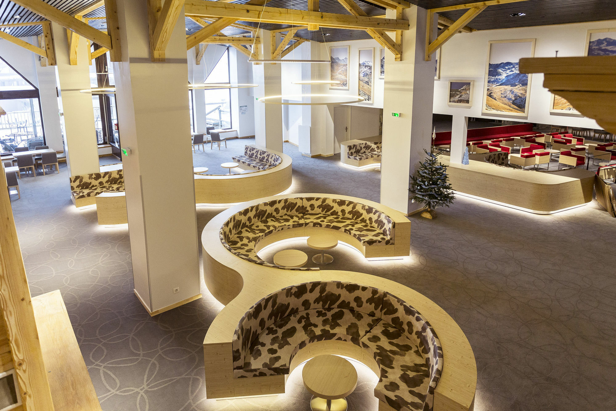 Hotel Club Mmv Les Arolles **** Val Thorens Eksteriør bilde